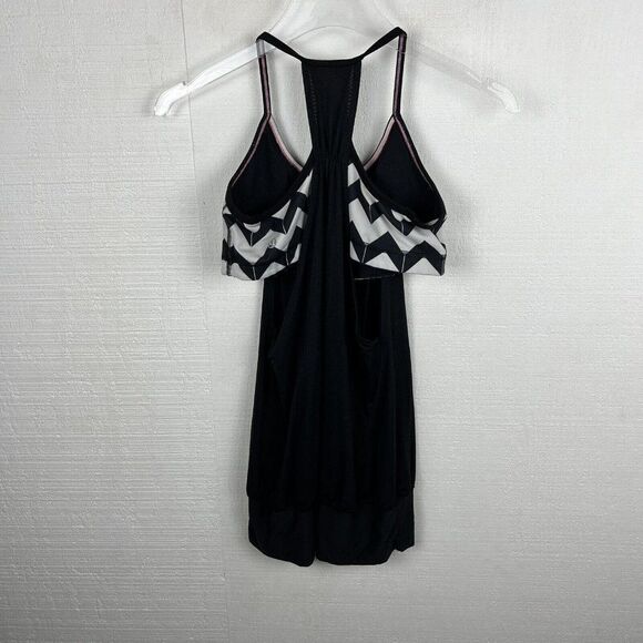 Lululemon No Limit Tank Top 6 Womens Black White Chevron Gym Workout Stretch - Picture 3 of 8